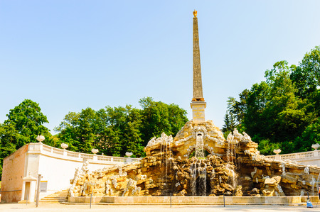Obelisk fountain in Schonbrunnのeditorial素材
