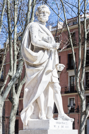 Statues of the Gothic kings near the Royal Palace of Madrid, Spain.のeditorial素材