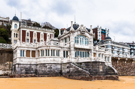 Buildings of the  the Bay de la Concha, San Sebastian, Basque Country, Spain.のeditorial素材