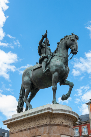 Statue of King Philip III  on the Plaza Mayor, Madrid, Spain. It's the Spanish Property of Cultural Interestのeditorial素材
