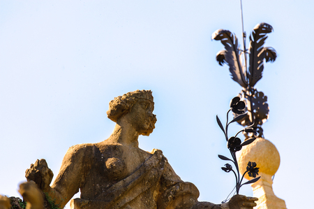 Statue in the garden on the Isola Bella (Bella Island), Lake Maggiore, Italyの写真素材