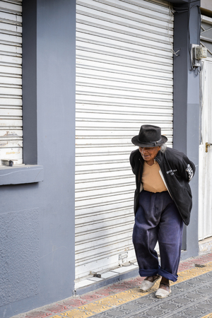 OTAVALO, ECUADOR - JAN 3, 2015: Unidentified Ecuadorian man in the street. 71,9% of Ecuadorian people belong to the Mestizo ethnic groupのeditorial素材