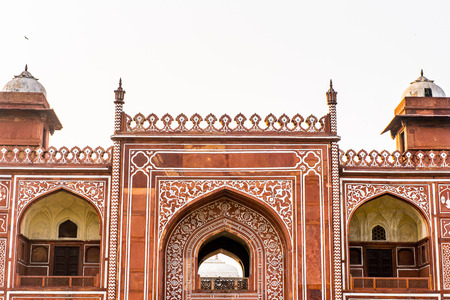 Gate to the Itmad-Ud-Daulah Mausoleum (Jewel Box or the Baby Taj) in Agra, Uttar Pradesh, India. It was referred as a draft for Taj Mahalの写真素材