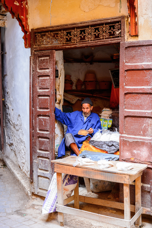 FES, MOROCCO - SEP 9, 2015: Market place of Fez, the second largest city of Morocco. Fez was the capital city of modern Morocco until 1925 andのeditorial素材