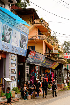 SAPA, VIETNAM - SEP 20, 2014: Architecture of Sapa, Lao Cai, Vietnam.  Sapa is a frontier town and capital of Sapa Districtのeditorial素材