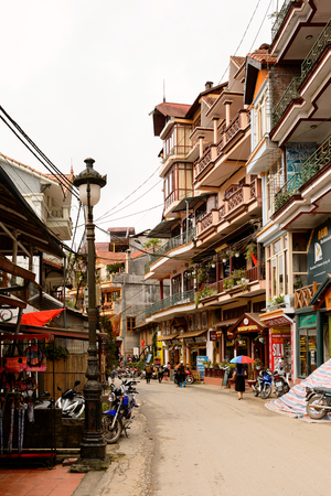 SAPA, VIETNAM - SEP 20, 2014: Architecture of Sapa, Lao Cai, Vietnam.  Sapa is a frontier town and capital of Sapa Districtのeditorial素材