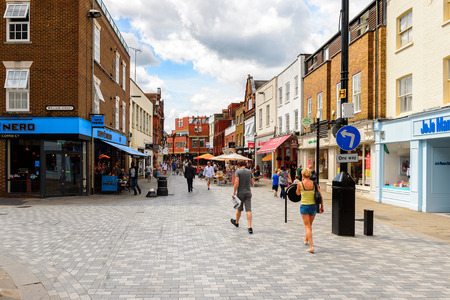 WINDSOR, ENGLAND - JULY 21, 2016: Shopping area in Windsor,a town in the Royal Borough of Windsor and Maidenhead in Berkshire, Englandのeditorial素材