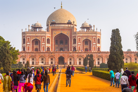 DELHI, INDIA - JAN 18, 2016: Humayun's Tomb complex,the tomb of the Mughal Emperor Humayun in Delhi, India. UNESCO World Heritage Siteのeditorial素材