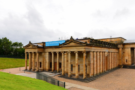 EDINBURGH, SCOTLAND - JULY 17, 2016: Scottish National Gallery, Edinburgh, Scotland.  It was designed by William Henry Playfairのeditorial素材
