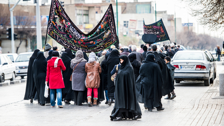 QAZVIN, IRAN - DEC 31, 2013: Mourning ceremony on a case of the anniversary of the death of the Islamic Prophet Majib Hasanのeditorial素材