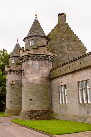 EDINBURGH, SCOTLAND - JULY 18, 2016: Palace of Holyroodhouse, the official residence of the British monarch in Scotlandのeditorial素材