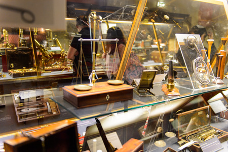 OXFORD, ENGLAND - JUL 10, 2016: Museum of the History of Science, Broad Street, Oxford, England. It holds a collection of scientific instruments from Middle Ages to the 19th century.のeditorial素材