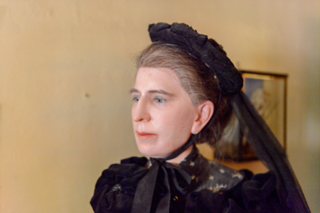 LONDON, ENGLAND - JUL 22, 2016: Character from the stories at the Sherlock Holmes Museum, 221 Baker Street, London. Sherlock Holmes  is a fictional private detective created by Sir Arthur Conan Doyleのeditorial素材