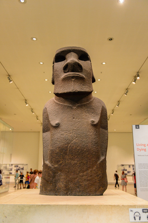 LONDON, ENGLAND - JUL 24, 2016: Moaia  from Rapa Nui Easter Island (Isla de Pascua), Chile, in British Museum, Bloomsbury area, London. It was established in 1753のeditorial素材