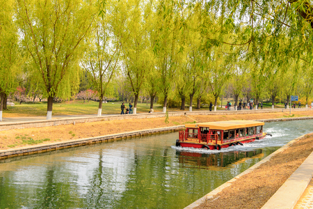 BEIJING, CHINA - APR 5, 2016: Beijing Zoo, a zoological park in Beijing, China. Founded in 1906 it is one of the oldest zoos in China.のeditorial素材