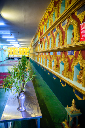 YANGON, MYANMAR - AUG 24, 2016: Chaukhtatgyi Buddha Temple, the most well-known Buddhist temple in Bahan Township, Yangon, Myanmar.のeditorial素材