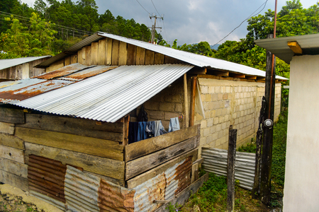 CHIAPAS, MEXICO - NOV 2, 2016: Small house in One of the maya villages in Chiapas state of Mexico. Here live the real people of the maya originのeditorial素材