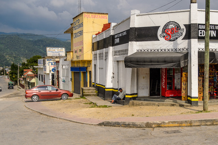 CHIAPAS, MEXICO - NOV 2, 2016: Small house in One of the maya villages in Chiapas state of Mexico. Here live the real people of the maya originのeditorial素材