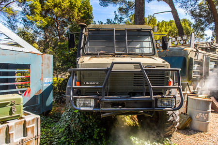 LOS ANGELES, USA - SEP 27, 2015: Ingen Vehicles from Jurassic Park at the Hollywood Universal Studios. Jurassic Park (1993) is a Steven Spielberg filmのeditorial素材