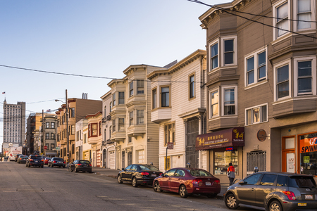 SAN FRANCISCO, USA - OCT 5, 2015: Powell street in San Francisco. San Francisco is the cultural, commercial, and financial center of Northern Californiaのeditorial素材