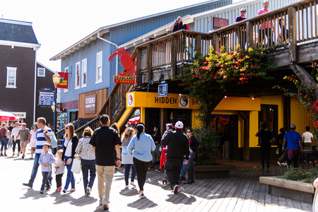 SAN FRANCISCO, USA - OCT 5, 2015: Pier 39 of San Francisco. Pier 39 is a shopping center and popular tourist attraction built on a pier in San Francisco, Californiaのeditorial素材
