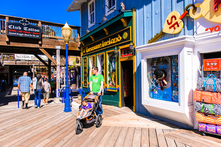 SAN FRANCISCO, USA - OCT 5, 2015: Treasure Ireland at Pier 39 of San Francisco. Pier 39 is a shopping center and popular tourist attraction built on a pier in San Francisco, Californiaのeditorial素材