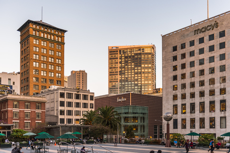 SAN FRANCISCO, USA - OCT 5, 2015: Union Square of San Francisco. San Francisco is the cultural, commercial, and financial center of Northern Californiaのeditorial素材