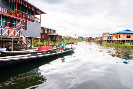 INLE LAKE, MYANMAR - AUG 30, 2016: Nature of the Inpawkhon village over the Inle Sap,a freshwater lake in the Nyaungshwe Township of Taunggyi District of Shan State, Myanmarのeditorial素材