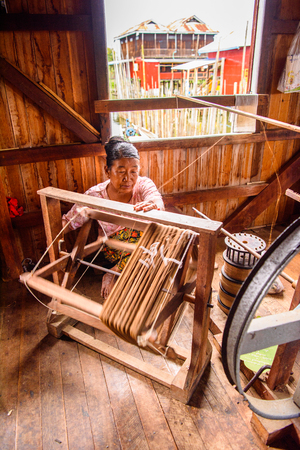 INLE LAKE, MYANMAR - AUG 30, 2016: Village over the Inle Sap,a freshwater lake located in the Nyaungshwe Township of Taunggyi District of Shan State, Myanmarのeditorial素材