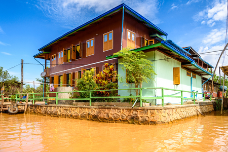 INN PAW KHON, MYANMAR - AUG 30, 2016: Inpawkhon village over the Inle Sap,a freshwater lake in the Nyaungshwe Township of Taunggyi District of Shan State, Myanmarのeditorial素材