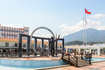 KEMER, TURKEY - APR 16, 2015: Ataturk monument in Kemer, Turkey. Kemer a seaside resort on the Mediterranean coast of Turkey, Antalya Provinceのeditorial素材