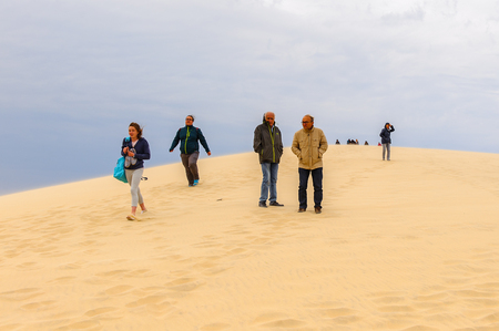 LA TESTE-DE-BUCH, FRANCE -OCT 12, 2016: Dune of Pilat (Grande Dune du Pilat), the tallest sand dune in Europe.のeditorial素材