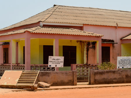 CANCHUNGO, GUINEA BISSAU - MAY 3, 2017: Architecture of Canchungo, one of the major cities of the countryのeditorial素材