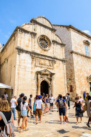 DUBROVNIK, CROATIA - AUG 21, 2014: Unidentified tourists on the Stradun street of the  Old town of Dubrovnik, Croatia. Dubrovnik is a UNESCO World Heritage siteのeditorial素材
