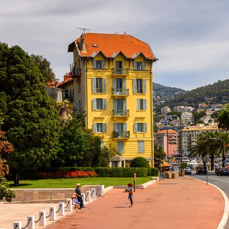 NICE, FRANCE - AUGUST 13, 2017: Architecture of Nice, Alpes-Maritimes departement, Franceのeditorial素材