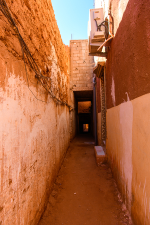 Red building of Timimoun, Adrar Province, south-central Algeriaの写真素材
