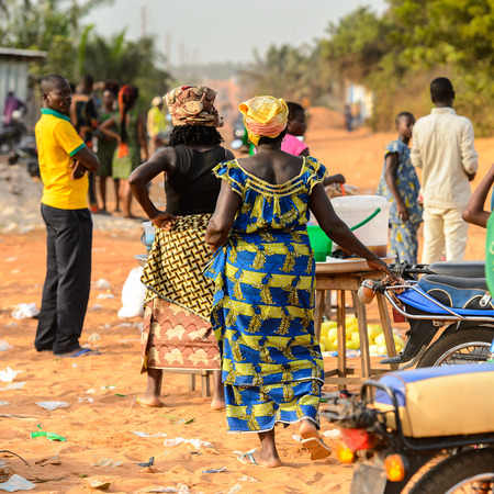 OUIDAH, BENIN - Jan 10, 2017: Unidentified Beninese people work at the local market. Benin people suffer of poverty due to the bad economyのeditorial素材