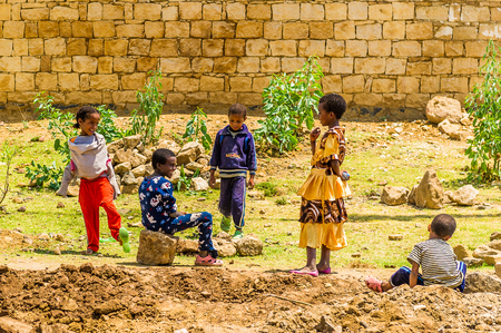 OMO, ETHIOPIA - SEPTEMBER 21, 2011: Unidentified Ethiopian children in the street. People in Ethiopia suffer of poverty due to the unstable situationのeditorial素材