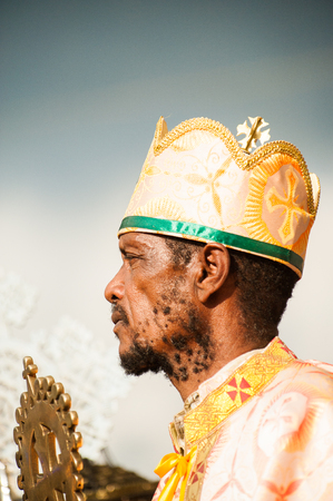 LALIBELA, ETHIOPIA - SEP 27, 2011:  Unidentified Ethiopian religious man pronounces a speech during the Meskel festival in Ehtiopia, Sep 27, 2011. Meskel commemorates the finding of the True Crossのeditorial素材