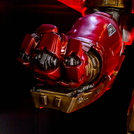LAS VEGAS, NV, USA - SEP 20, 2017: Hulk Buster Iron Man costume at the Tony Stark base at the Avengers experience in Las Vegas.のeditorial素材