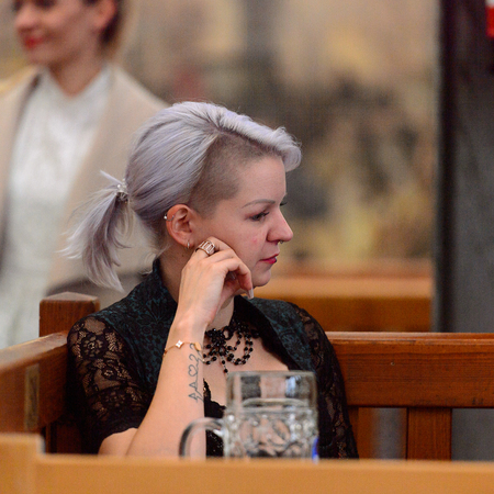 MUNICH, GERMANY - OCT 2, 2017: Unidentified girl at the Octoberfest,  the world's largest festivalのeditorial素材
