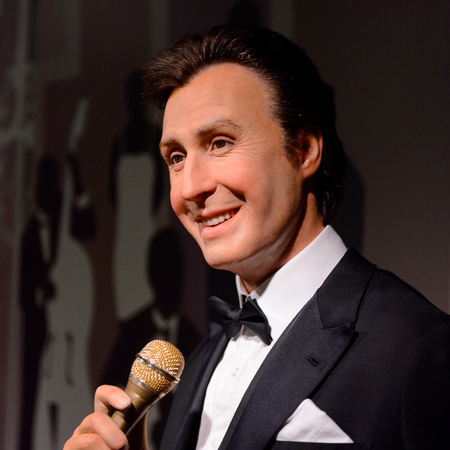 VIENNA, AUSTRIA - OCT 4, 2017: Peter Alexander, Austrian performer, Madame Tussauds wax museum in Vienna.のeditorial素材