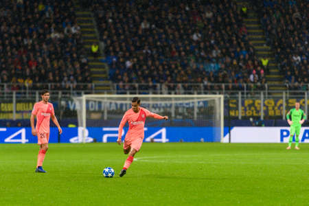 Milan - Nov 6, 2018:  Philippe Coutinho controls the ball on speed. FC Internazionale - FC Barcelona. UEFA Champions League. Matchday 4. San Siro stadium.のeditorial素材