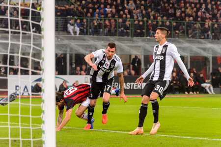 MILAN - NOV 11, 2018: Mario Mandzukic 17 scores the goal. AC Milan - Juventus. Italian Serie A TIM. Giuseppe Meazza Stadiumのeditorial素材