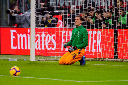 MILAN - NOV 11, 2018: Wojciech Szczesny 1 warms up. AC Milan - Juventus. Italian Serie A TIM. Giuseppe Meazza Stadiumのeditorial素材