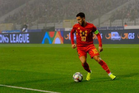 BRUSSELS - NOV 15, 2018: Eden Hazard 10 in attack.  Belgium - Iceland. UEFA Nations League.のeditorial素材