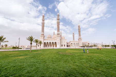 Al Saleh Mosque, Sana'a, Yemenのeditorial素材