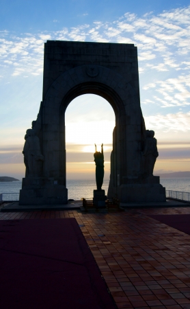 World War I Memorial in Marseille, France at Sunsetのeditorial素材