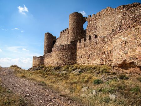 Ruins of a castle at Almonacid de Toledo, Castilla ls Mancha, Spainの写真素材