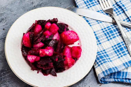arabic food beetroot and potato on white plateの写真素材
